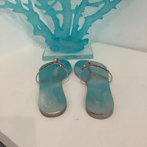 Giuseppe Zanotti NEW Silver Leather Crystal Embellished Thong Sandals Shoes 37